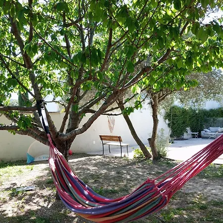 House With Pool In Alpilles * Saint-Etienne-du-Gres